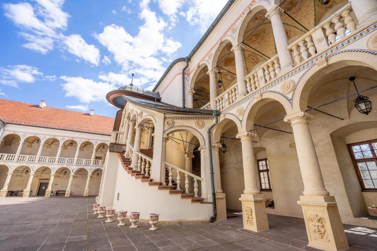 Zamek W Baranowie Sandomierskim Baranów Sandomierski エクステリア 写真